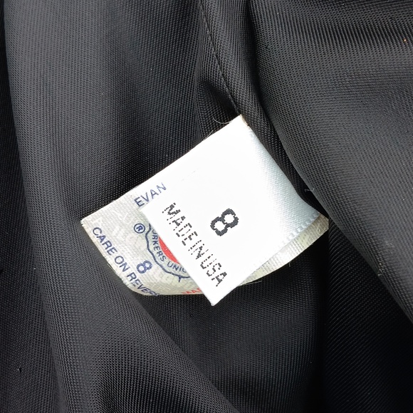 EVAN PICONE LADIES BLACK & GOLD FLORAL COLLARLESS LUXURY EVENING JACKET - Picture 17 of 17